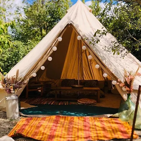 Luxusní stan Le Tipi De La Vallee Ensoleillee, Terra Luna